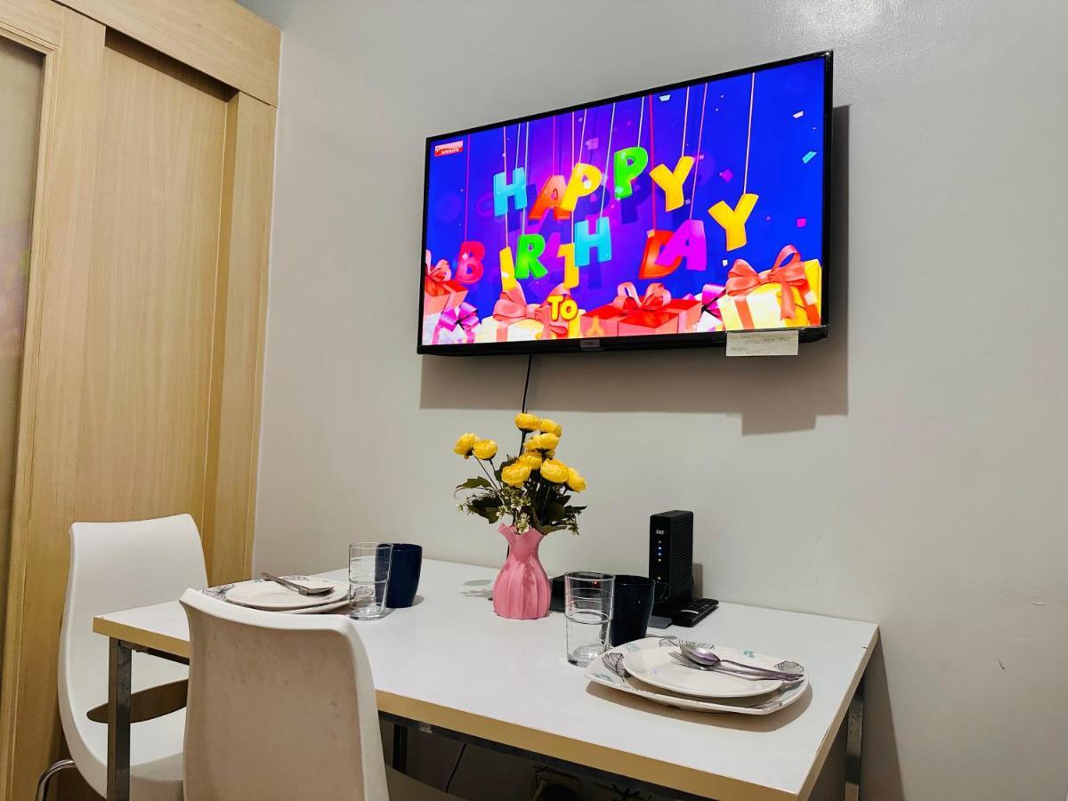 Sea 2-Br Unit With Free Parking Near Mall Of Asia Pasay Exteriér fotografie