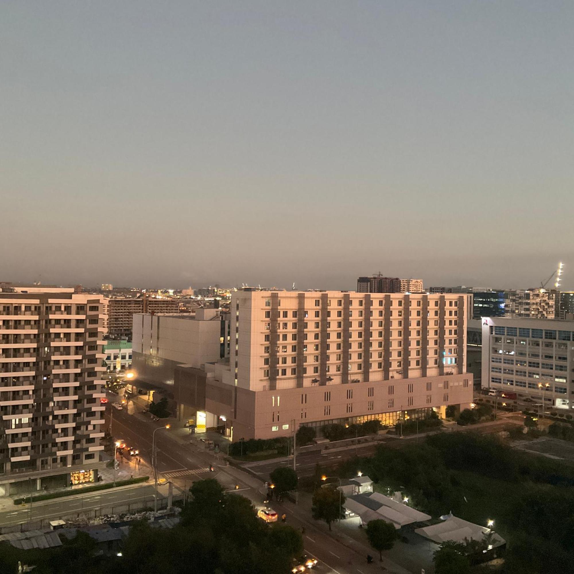 Sea 2-Br Unit With Free Parking Near Mall Of Asia Pasay Exteriér fotografie